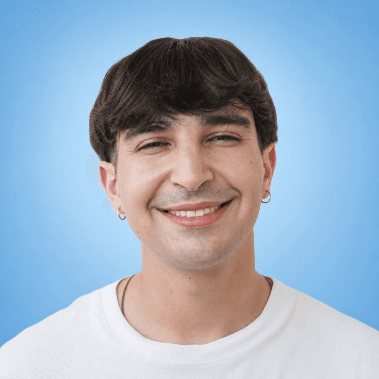 Amir, Εξυπηρέτηση πελατών HelloPack